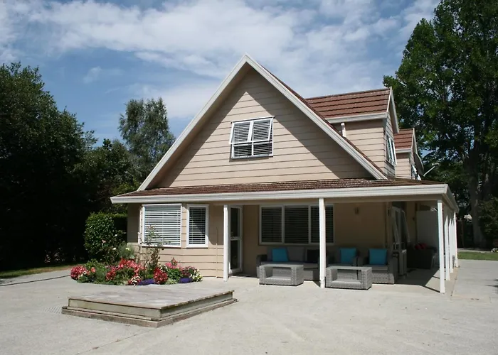 Bridgehaven Guesthouse